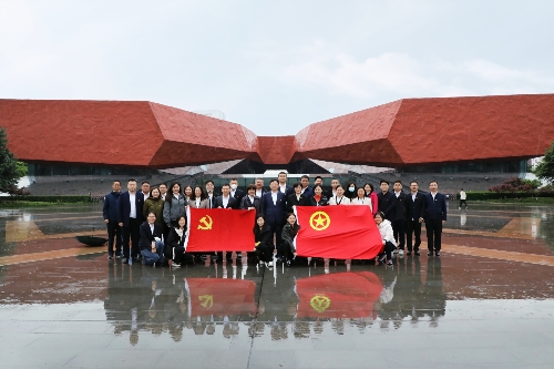 风电公司本部党支部开展“重温革命历史 学习斗争精神”红色教育主题党日活动